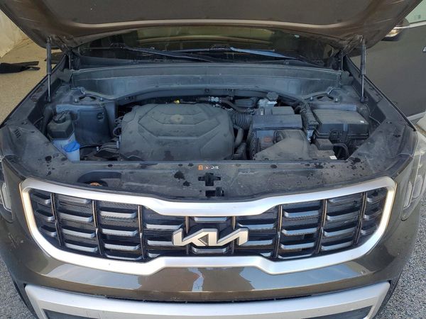 2025 KIA TELLURIDE S — Engine bay