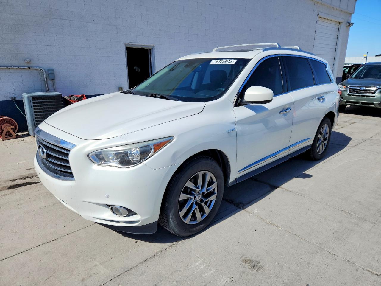 2014 INFINITI QX60 — Front 3/4