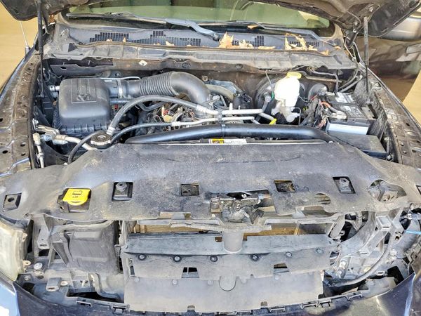 2019 RAM 1500 CLASSIC SLT — Engine bay