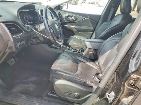 2020 JEEP CHEROKEE Latitude Plus — DENT