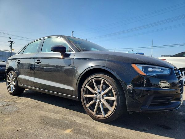 2015 AUDI A3 Premium — Passenger 3/4