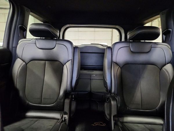 2023 JEEP GRAND CHEROKEE Laredo, Altitude — SUVN