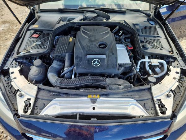 2015 MERCEDES-BENZ C-CLASS 4-MATIC — Engine bay