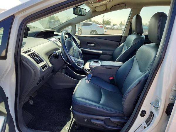 2014 TOYOTA PRIUS — DENT