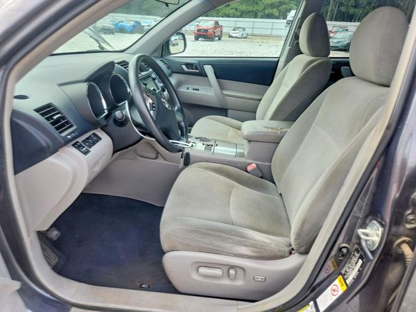 2013 TOYOTA HIGHLANDER Base/Hybrid — DENT