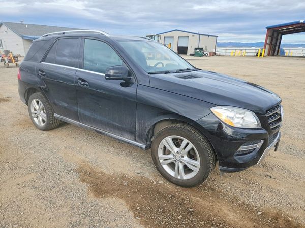 2014 MERCEDES-BENZ ML ML350 4-MATIC — Passenger 3/4