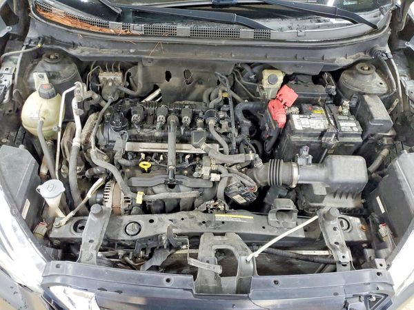 2020 NISSAN KICKS — Engine bay