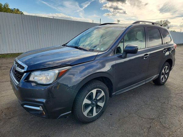 2018 SUBARU FORESTER — DSFA — Front 3/4