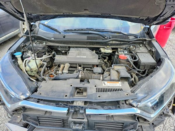 2019 HONDA CRV EX — Engine bay