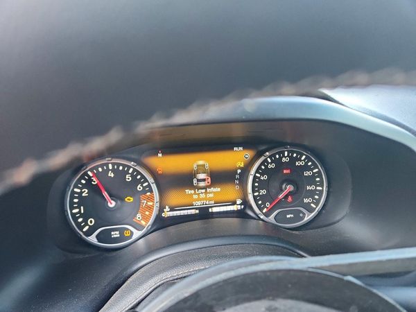 2021 JEEP RENEGADE Latitude — ODOM