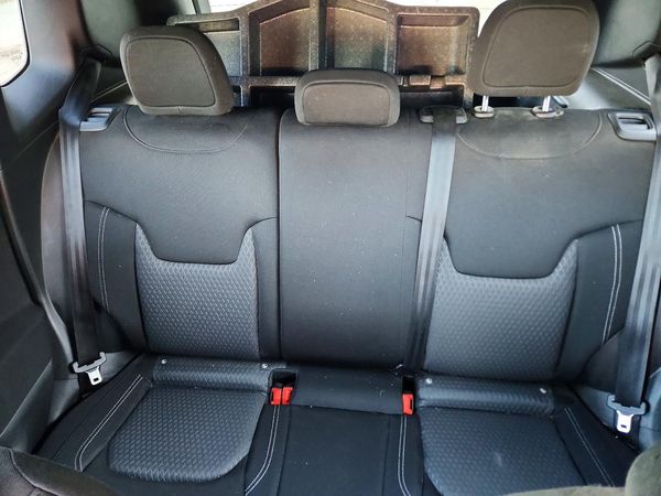 2021 JEEP RENEGADE Latitude — SUVN