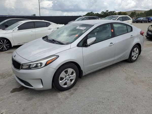 2018 KIA FORTE LX Base