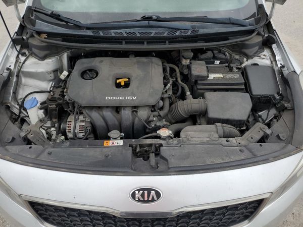 2018 KIA FORTE LX Base