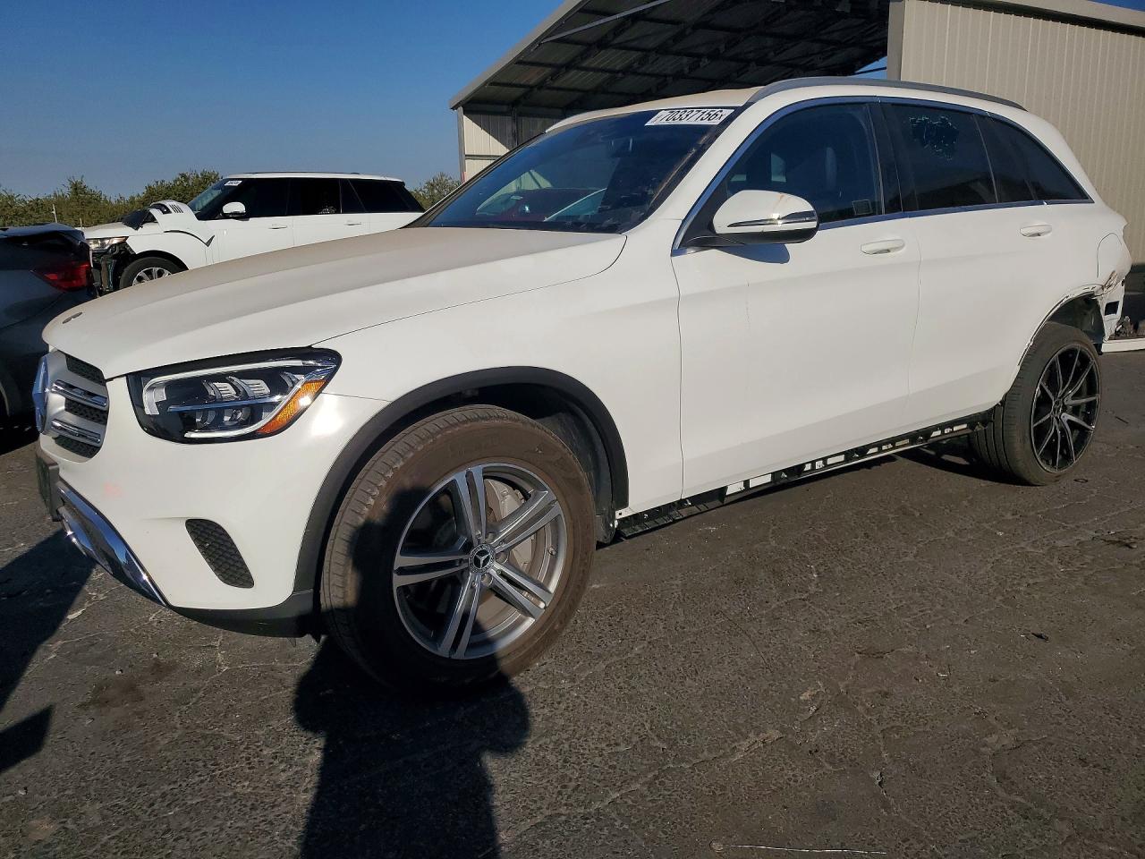2020 MERCEDES-BENZ GLC GLC300-4M — Front 3/4