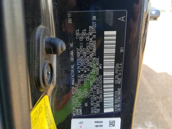 2012 TOYOTA SIENNA — VINS