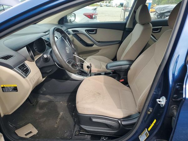 2015 HYUNDAI ELANTRA GLS(Middle) — DENT