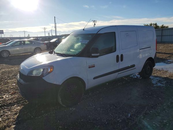 2016 RAM PROMASTER CITY ST — Front 3/4