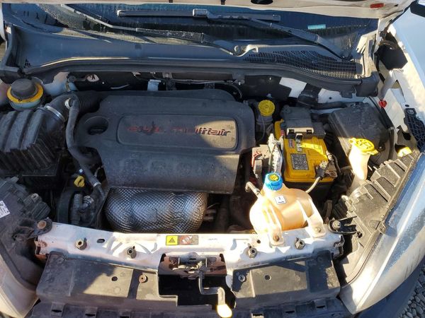 2016 RAM PROMASTER CITY ST — Engine bay