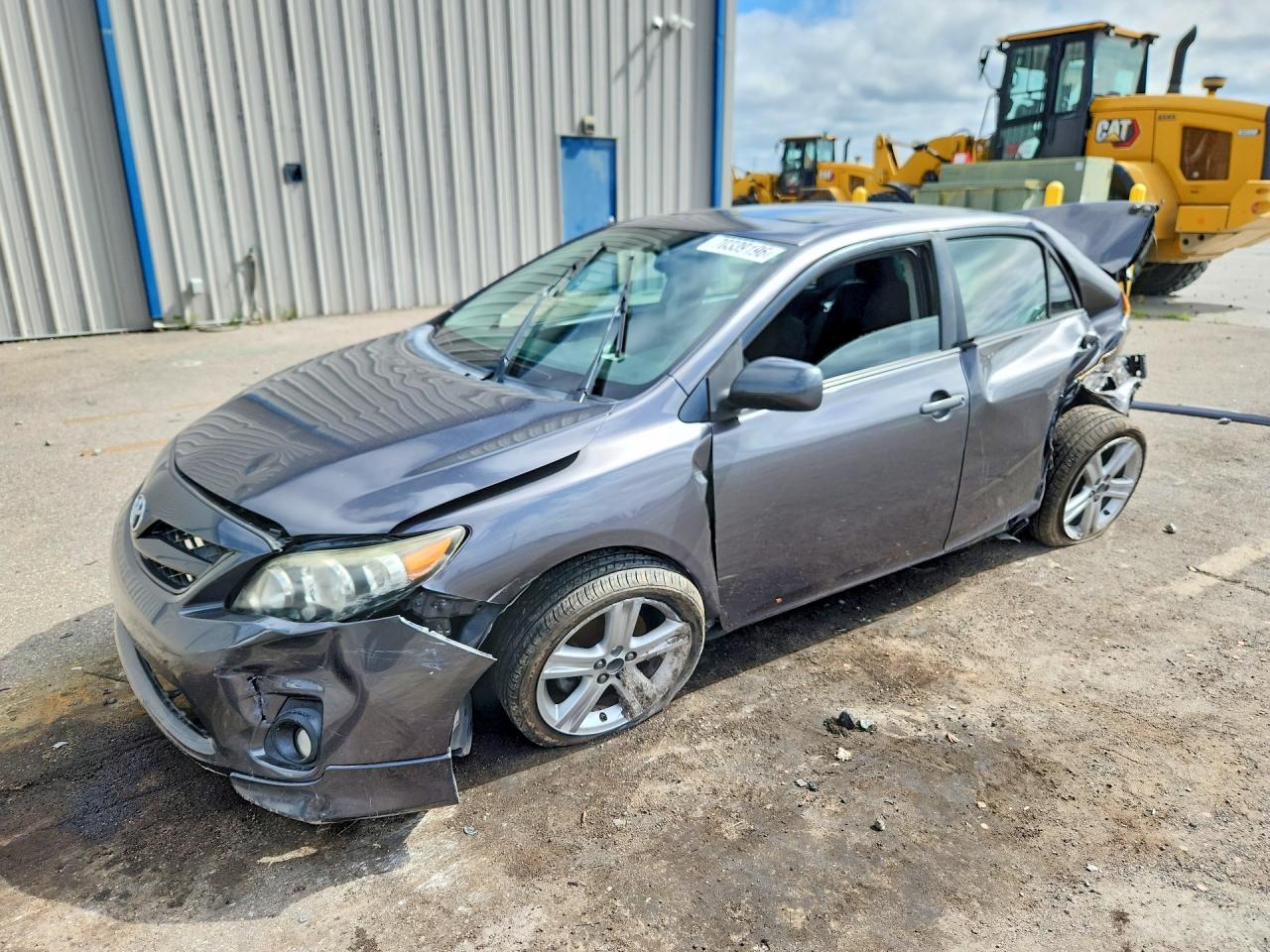 2013 TOYOTA COROLLA — Front 3/4