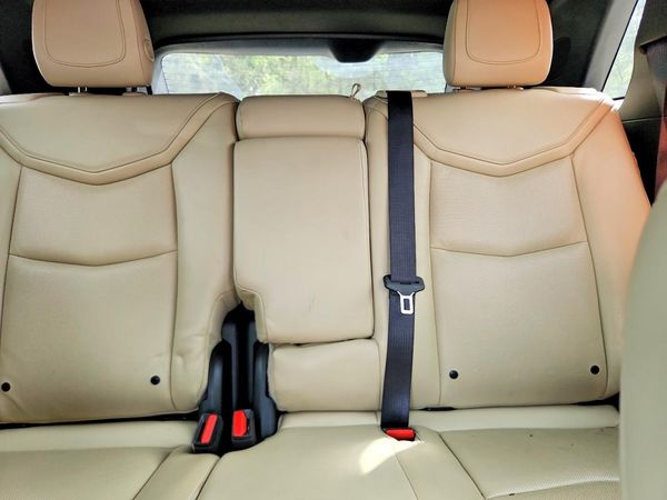 2017 CADILLAC XT5 Luxury — SUVN