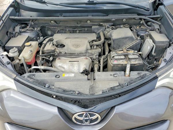 2016 TOYOTA RAV4 SE (S Grade) — Engine bay