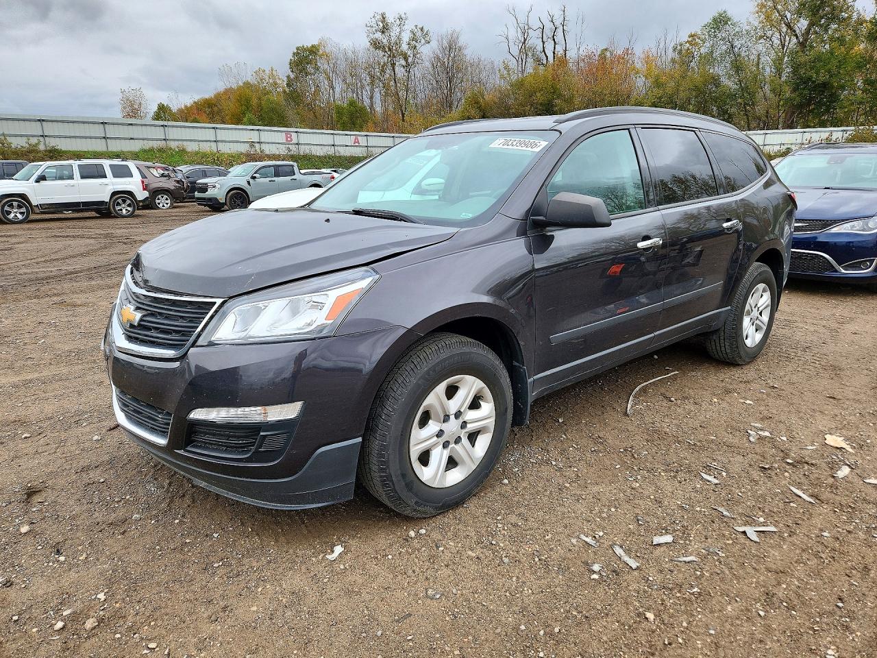 2017 CHEVROLET TRAVERSE LS — Front 3/4