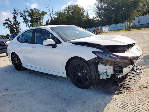 2026 TOYOTA CAMRY — Passenger 3/4