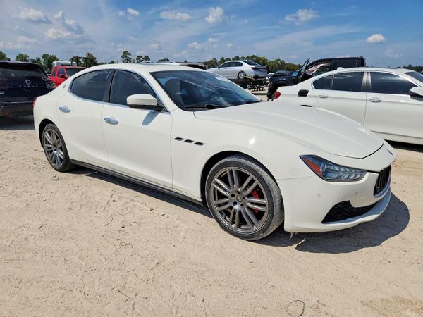 2017 MASERATI GHIBLI — Passenger 3/4