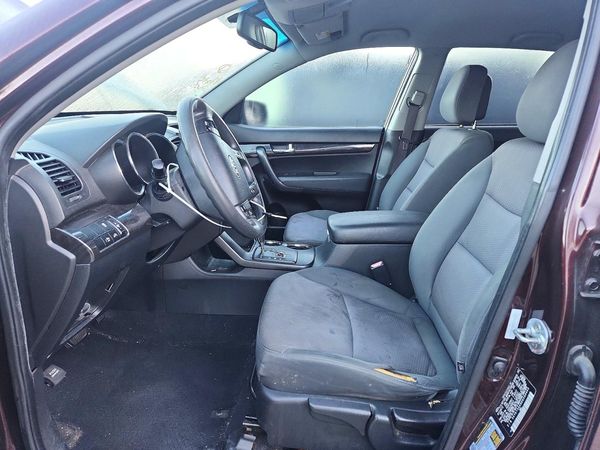 2013 KIA SORENTO Base / LX — DENT