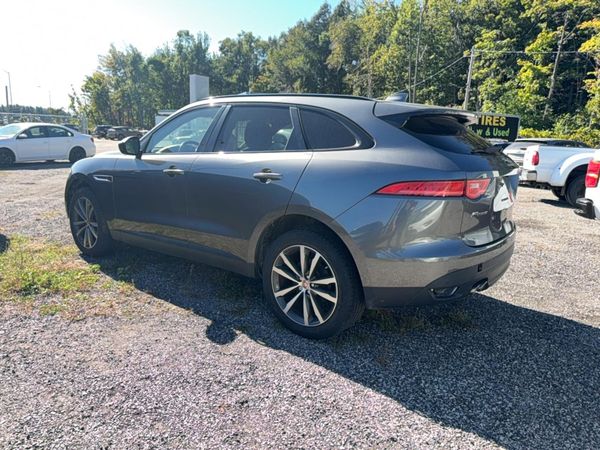 2019 JAGUAR F-PACE