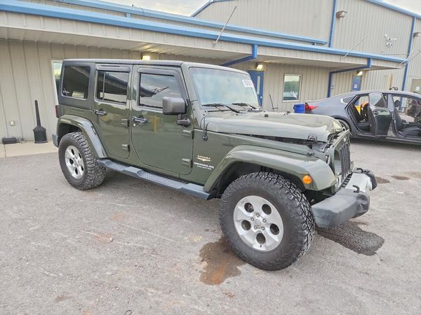 2015 JEEP WRANGLER Sahara — Passenger 3/4