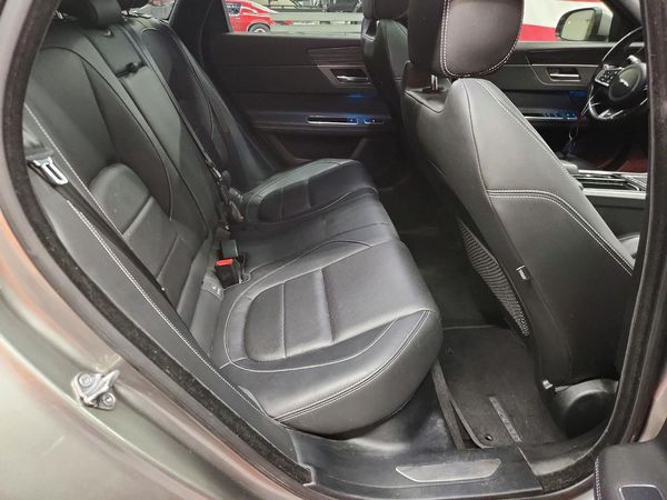 2018 JAGUAR XF Sportbrake S — PSRS