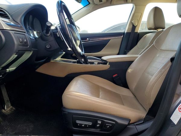 2016 LEXUS GS 350 — DENT