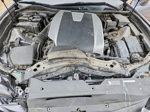 2016 LEXUS GS 350 — Engine bay