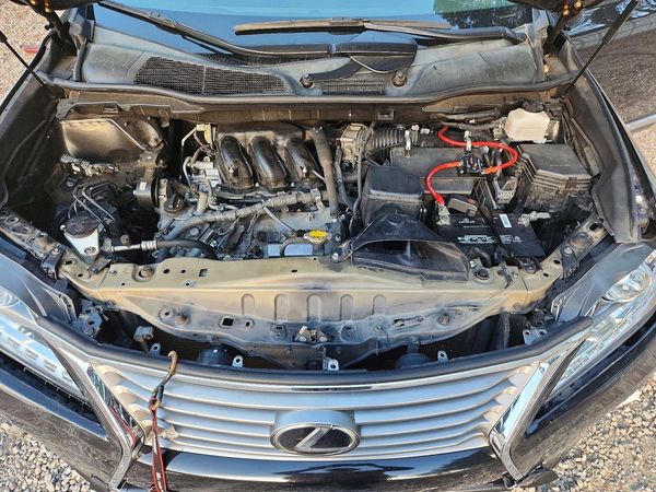 2015 LEXUS RX 350 — Engine bay