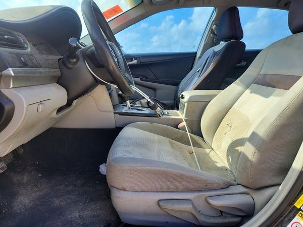 2012 TOYOTA CAMRY — DENT