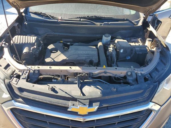 2019 CHEVROLET EQUINOX LT (1LT) — Engine bay