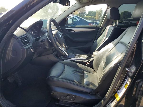 2015 BMW X1 sDrive28i — DENT