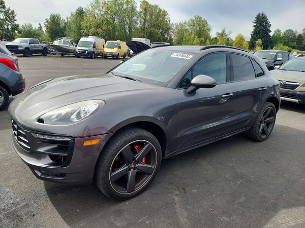 2016 PORSCHE MACAN — DSFA — Front 3/4