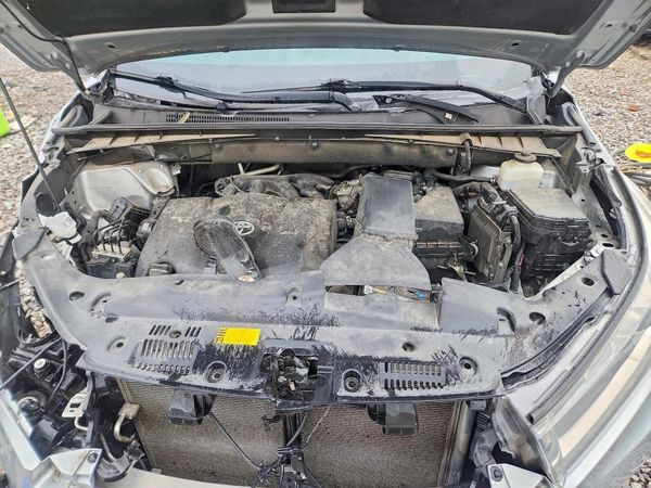 2018 TOYOTA HIGHLANDER Ltd/Ltd Platinum — Engine bay
