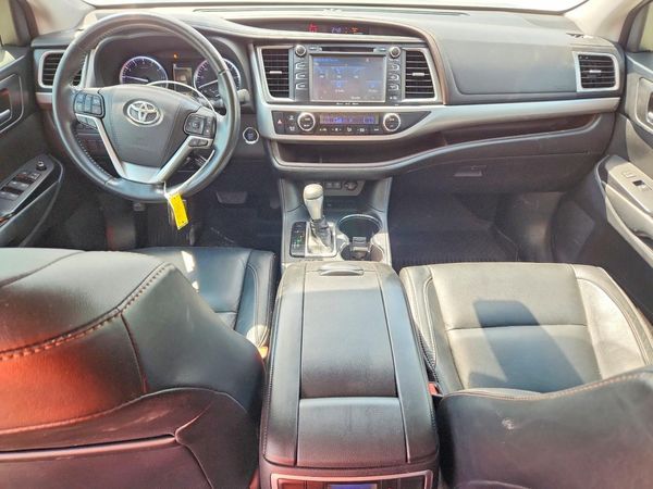 2018 TOYOTA HIGHLANDER SE/XLE — CKPT