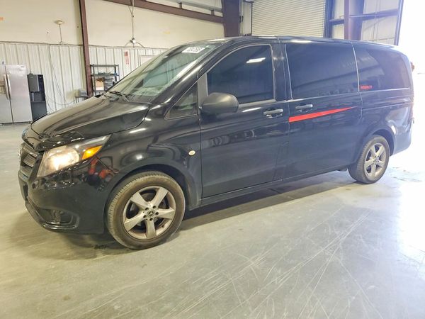 2018 MERCEDES-BENZ METRIS — DSFA — Front 3/4