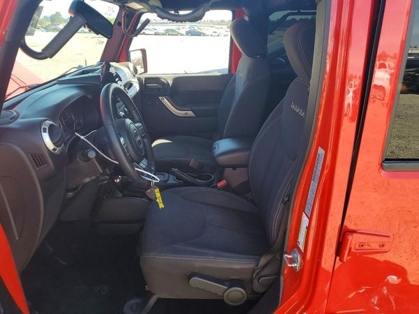 2017 JEEP WRANGLER UNLIMITED SAHARA 4X4 — DENT