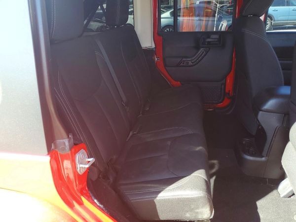 2017 JEEP WRANGLER UNLIMITED SAHARA 4X4 — PSRS