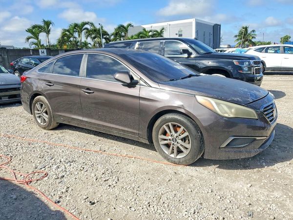 2016 HYUNDAI SONATA — Passenger 3/4