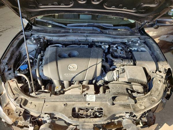 2018 MAZDA 3 Grand Touring — Engine bay