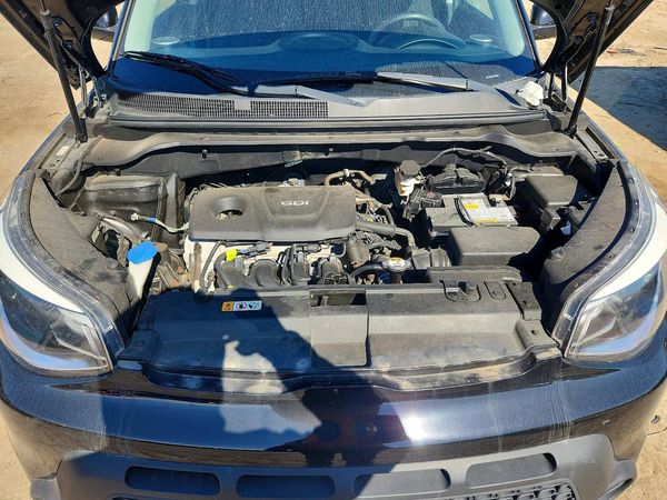 2019 KIA SOUL Base — Engine bay