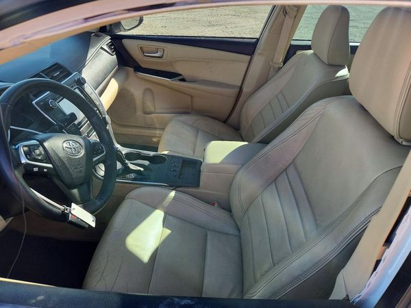 2015 TOYOTA CAMRY — DENT