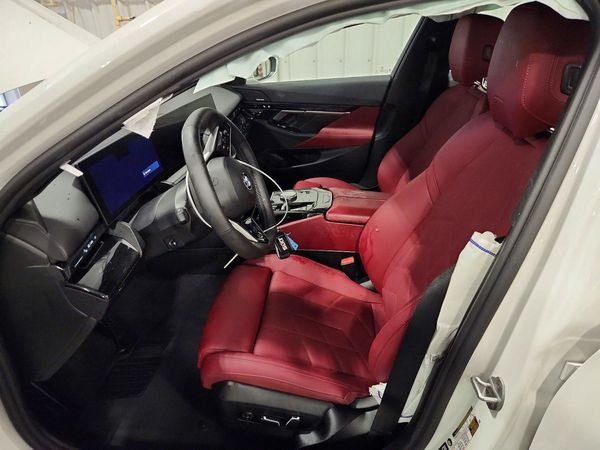 2027 BMW 5 SERIES xDrive — DENT