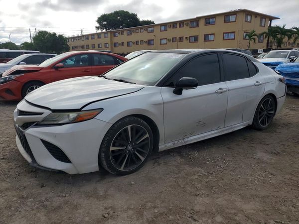 2018 TOYOTA CAMRY — DSFA — Front 3/4